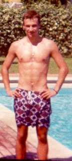 1992-piscina.jpg (8303 byte)